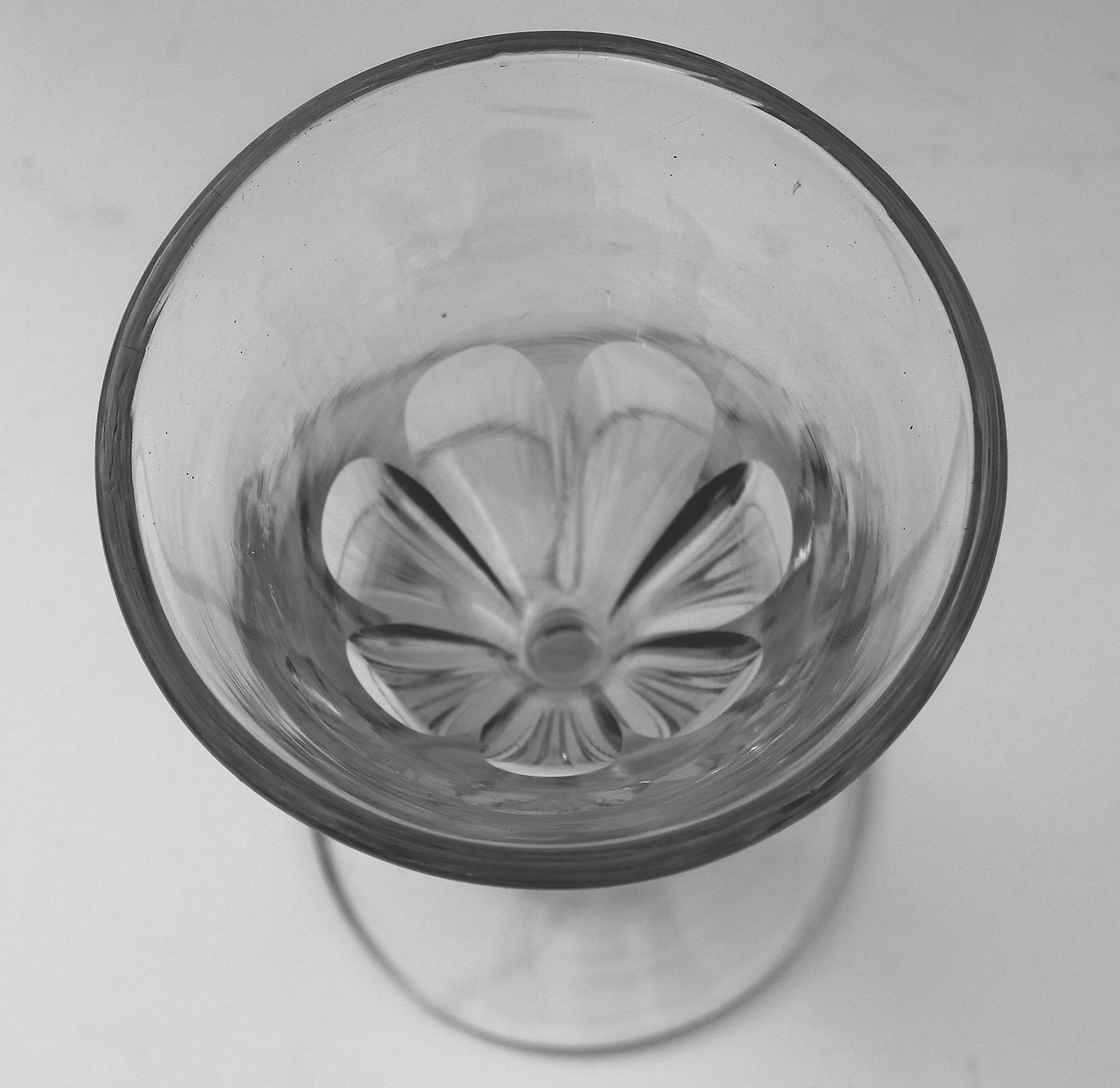 A set 4X antique Stemware cut glass deceptive illusion Spirit Glasses C.19thC