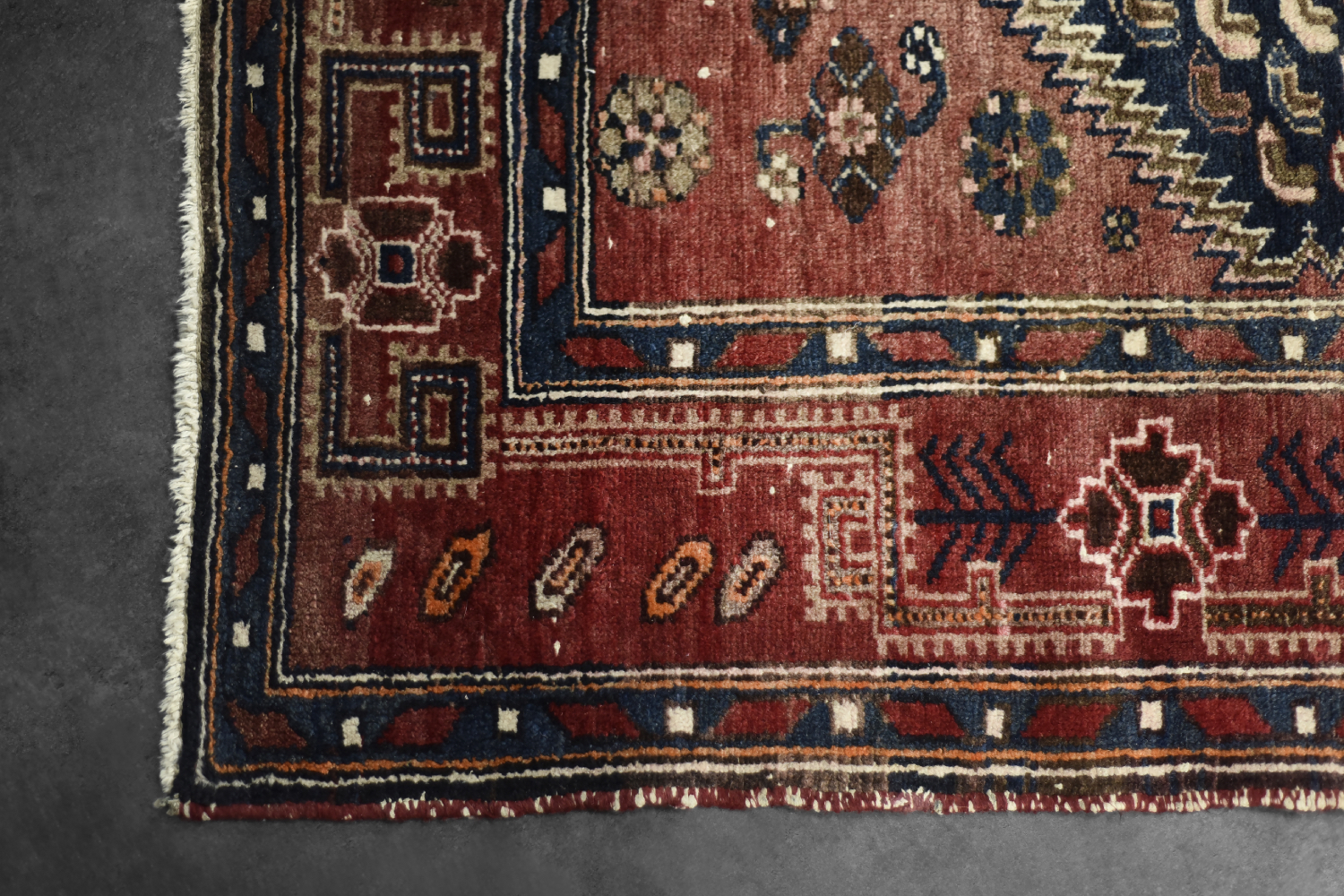 Vintage Hand-Woven Middle Eastern Oriental Hamadan Kamse Rug, 1960s