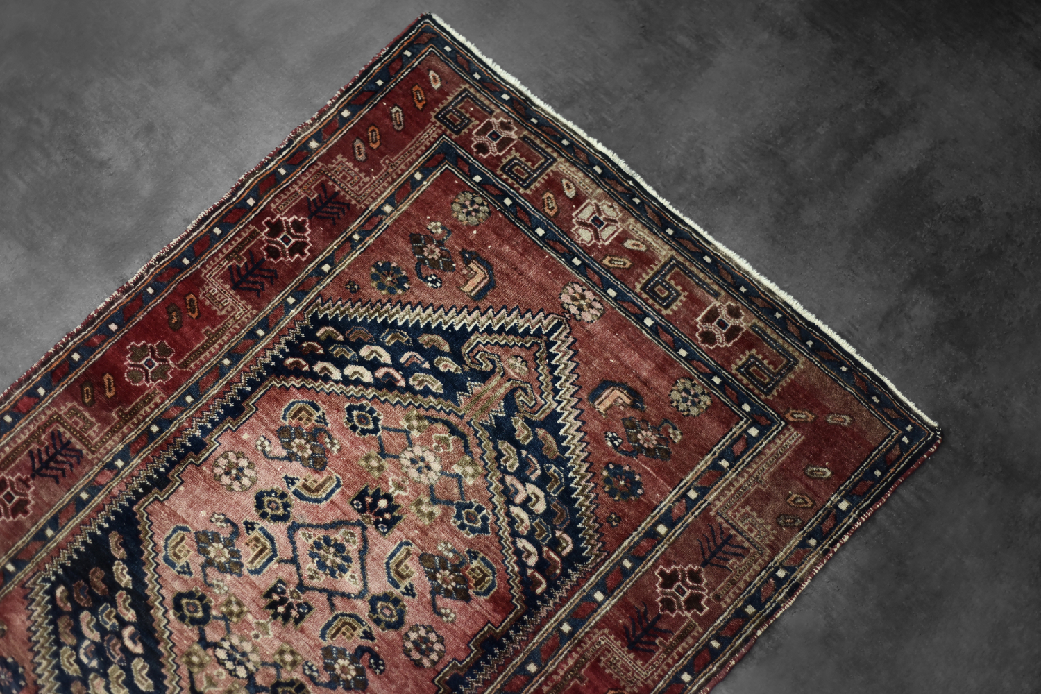 Vintage Hand-Woven Middle Eastern Oriental Hamadan Kamse Rug, 1960s