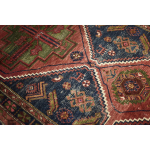 Vintage Hand-Woven Oriental Nomadic Tribal Shiraz Qashqai Rug, 1940s