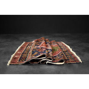 Vintage Hand-Woven Oriental Nomadic Tribal Shiraz Qashqai Rug, 1940s