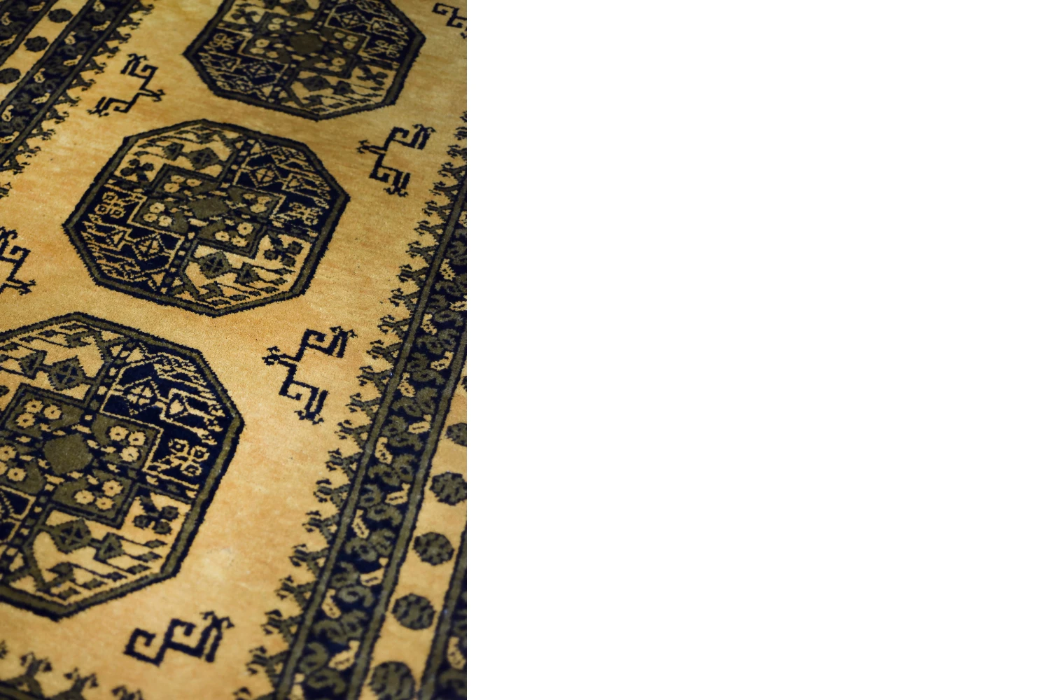 Vintage Hand-Woven Oriental Afghan Gold Ersari Rug, 1930s
