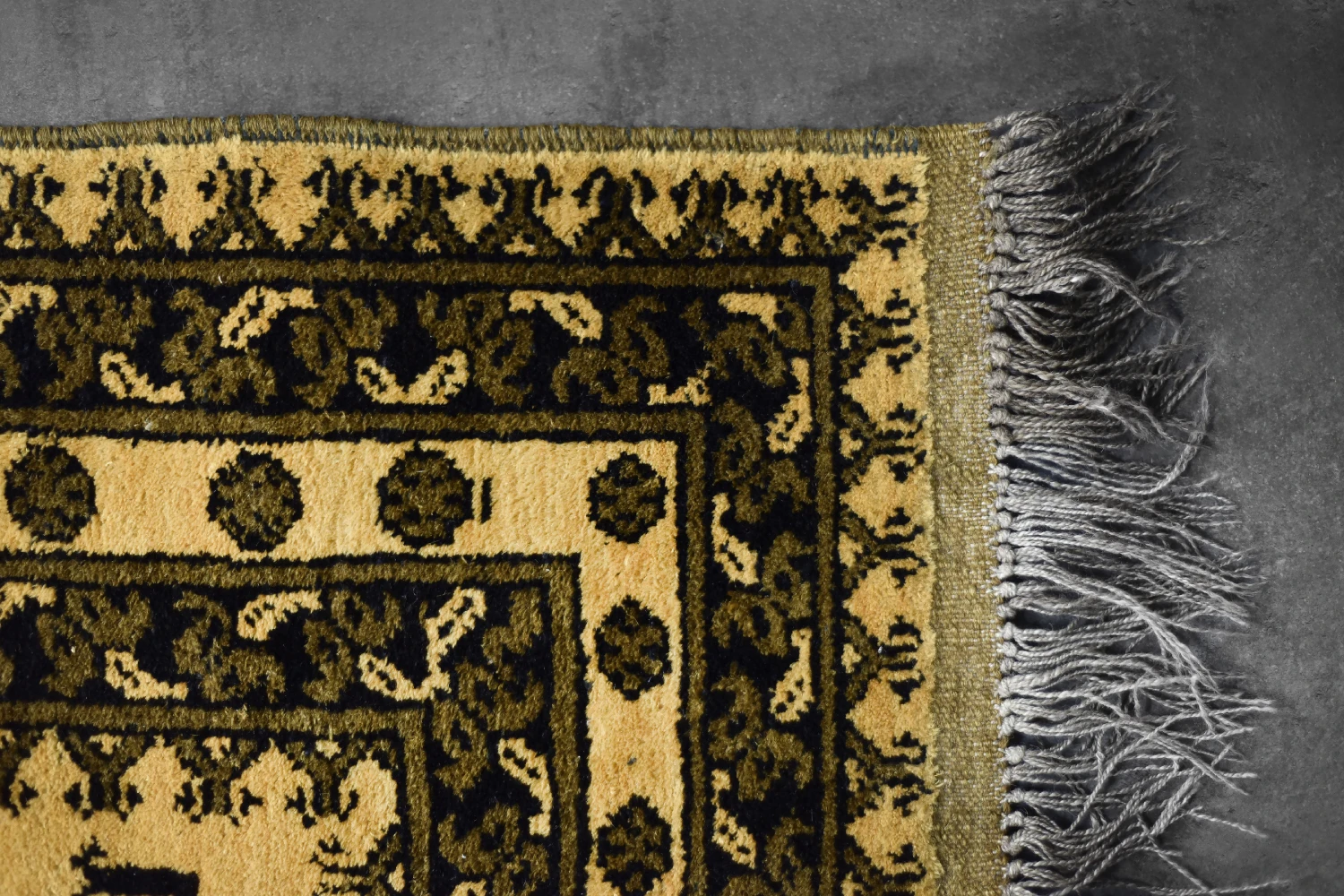 Vintage Hand-Woven Oriental Afghan Gold Ersari Rug, 1930s