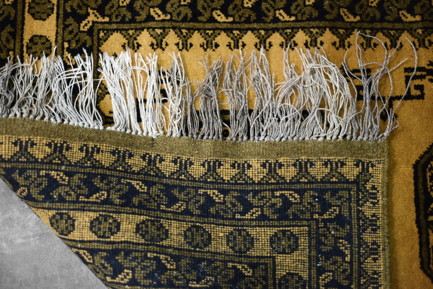 Vintage Hand-Woven Oriental Afghan Gold Ersari Rug, 1930s