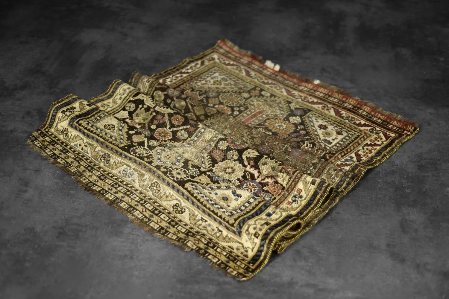 Vintage Hand-Woven Oriental Long Nomadic Qashqai Rug, 1920s