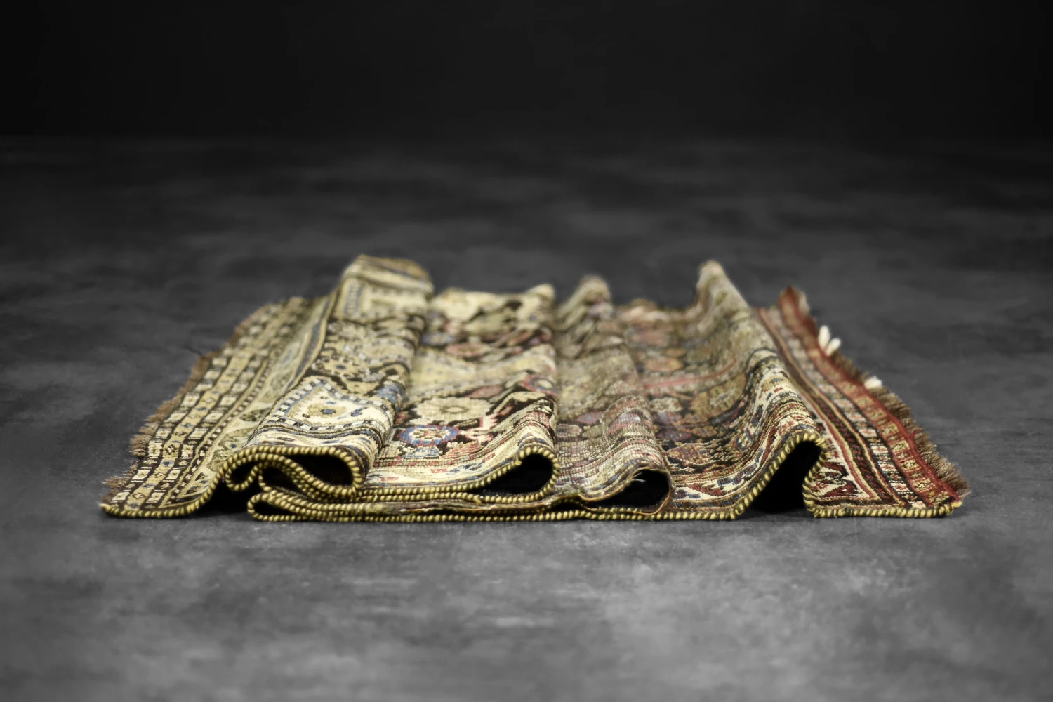 Vintage Hand-Woven Oriental Long Nomadic Qashqai Rug, 1920s