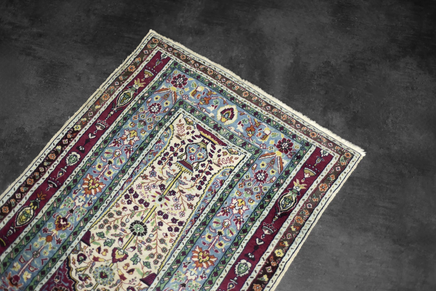 Vintage Hand-Woven Middle Eastern Oriental Baluch Prayer Rug, 1960s