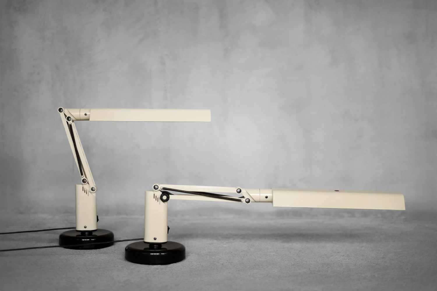 Vintage Mid-Century Scandianavian Modern Beige Plastic Lucifer Table Lamp by Tom Ahlström & Hans Ehrich for Fagerhults, 1975