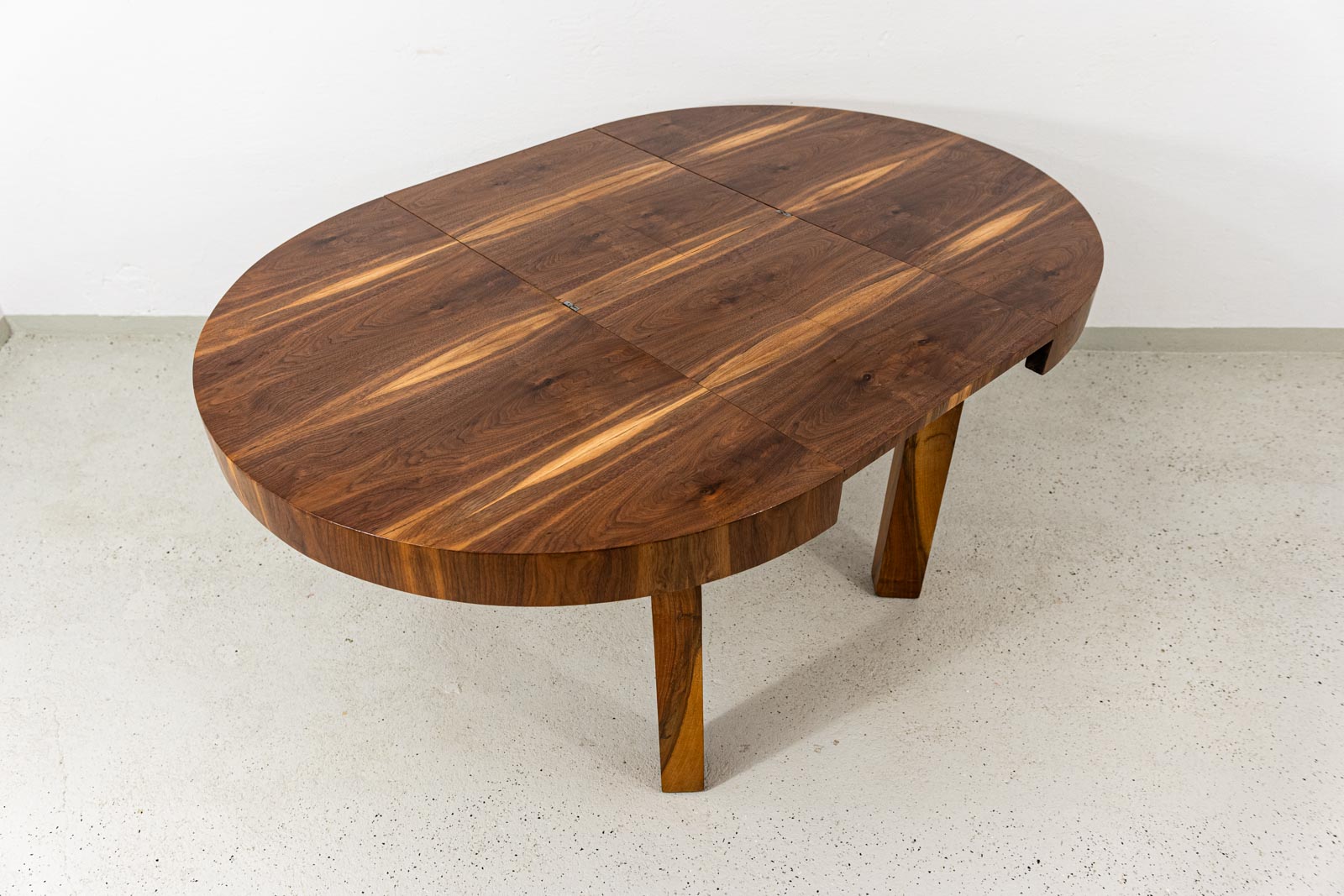 Round Extendable Dining Table, Poland, 1950's