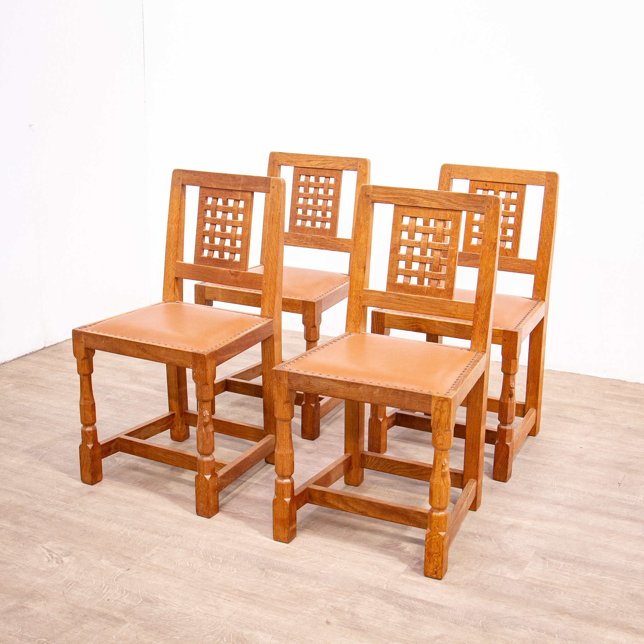 ‘Mouseman’ Solid Oak Table & Chairs by Robert Thompson