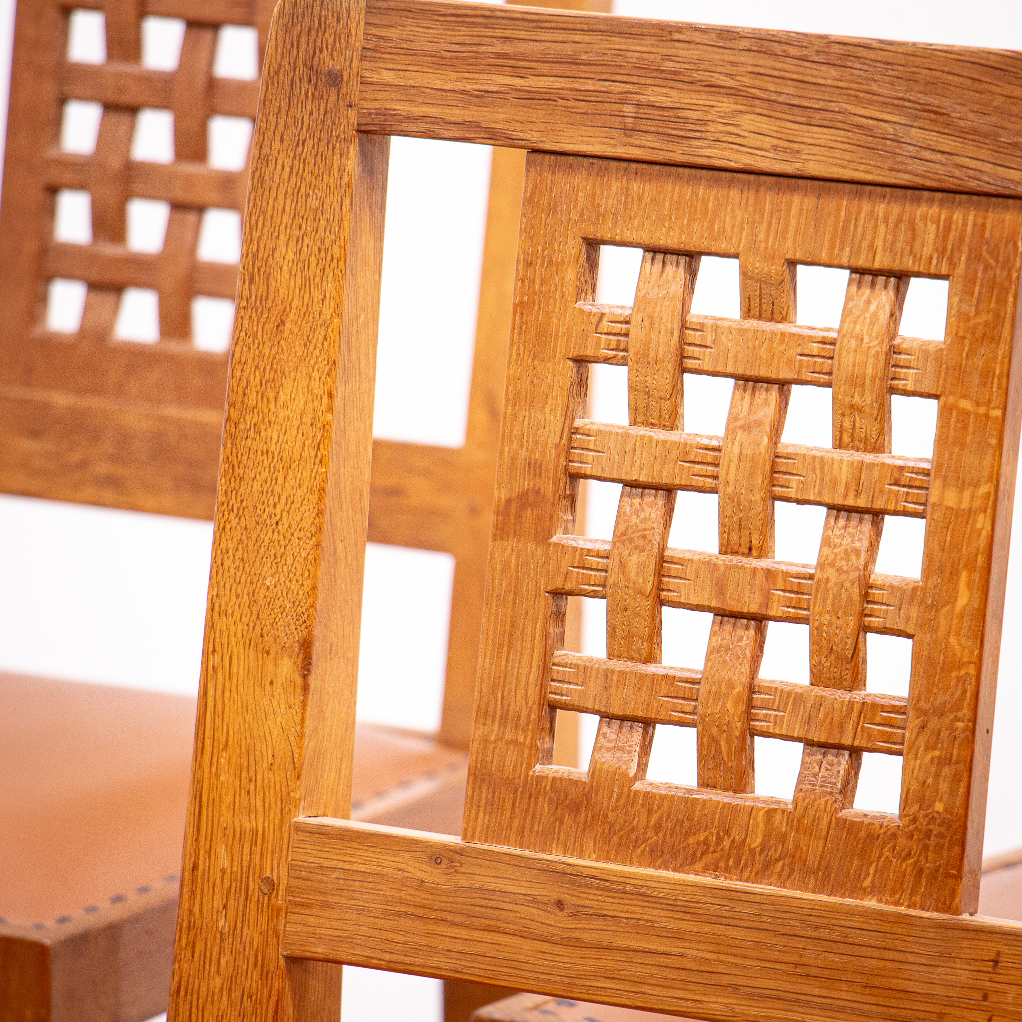 ‘Mouseman’ Solid Oak Table & Chairs by Robert Thompson