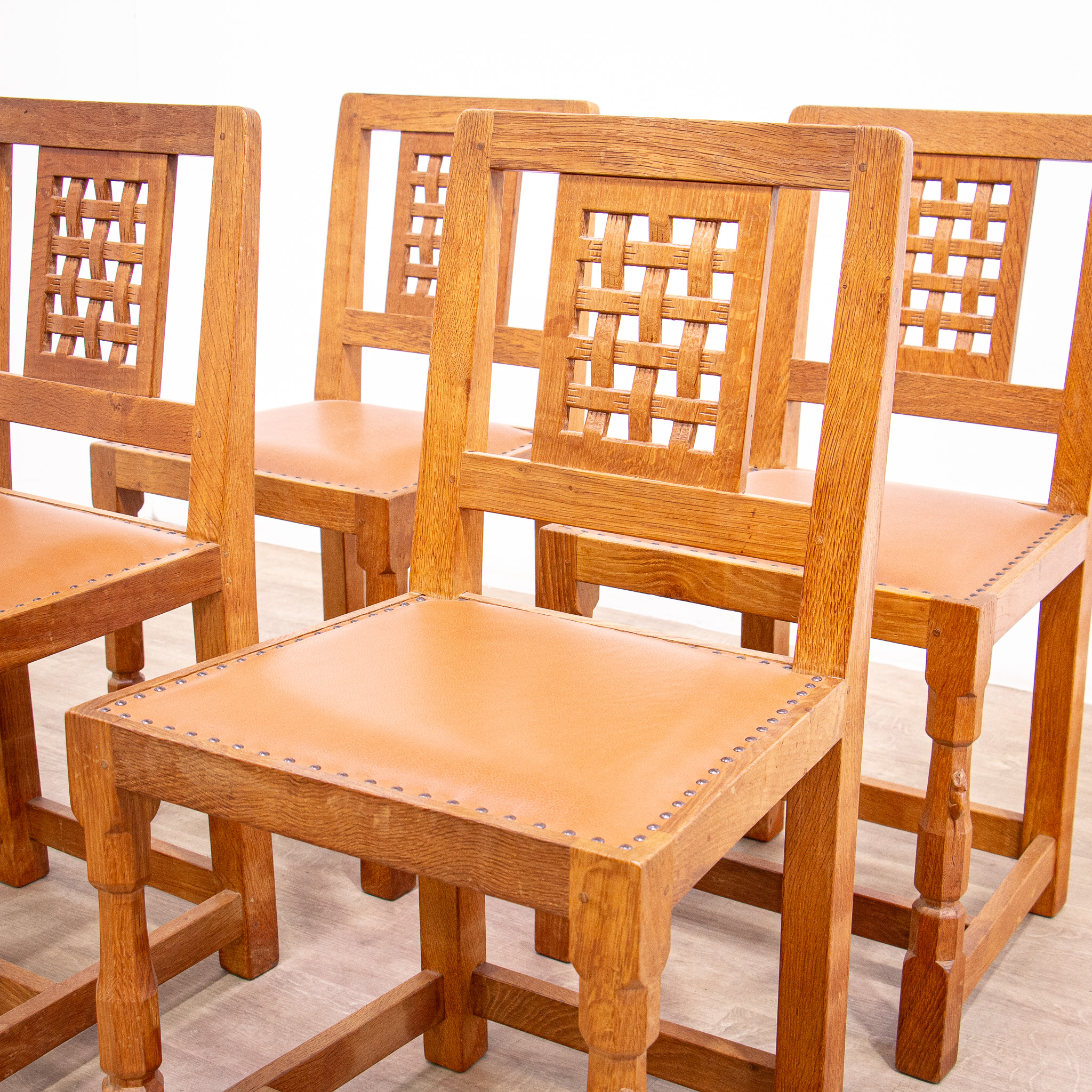 ‘Mouseman’ Solid Oak Table & Chairs by Robert Thompson