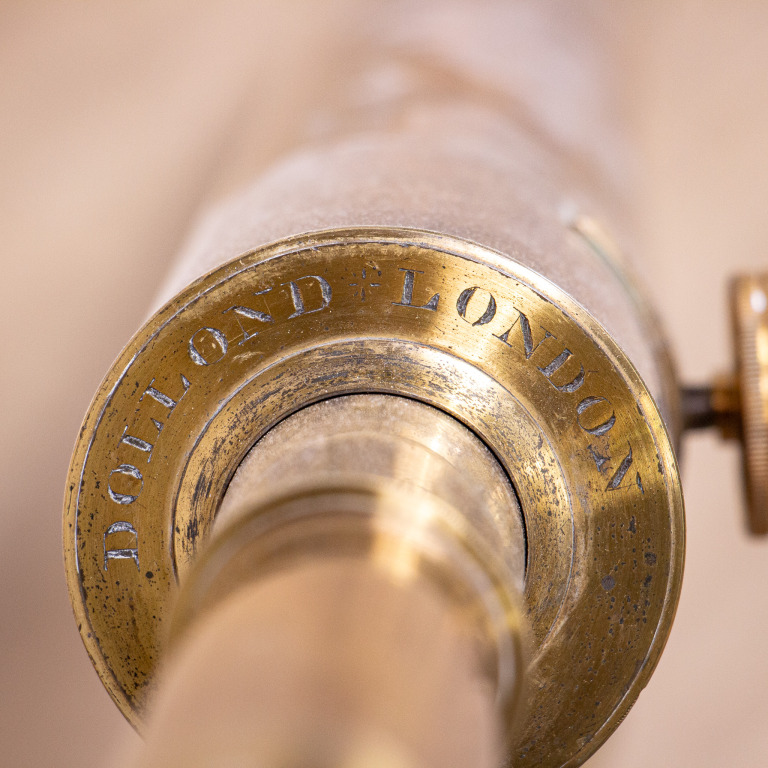 Large Victorian Brass Telescope by Dollond of London - Image 3