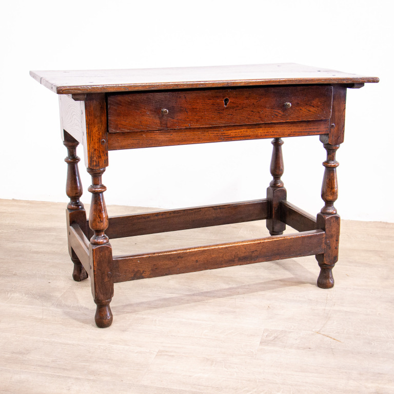 Queen Anne Elm Side Table with Drawer