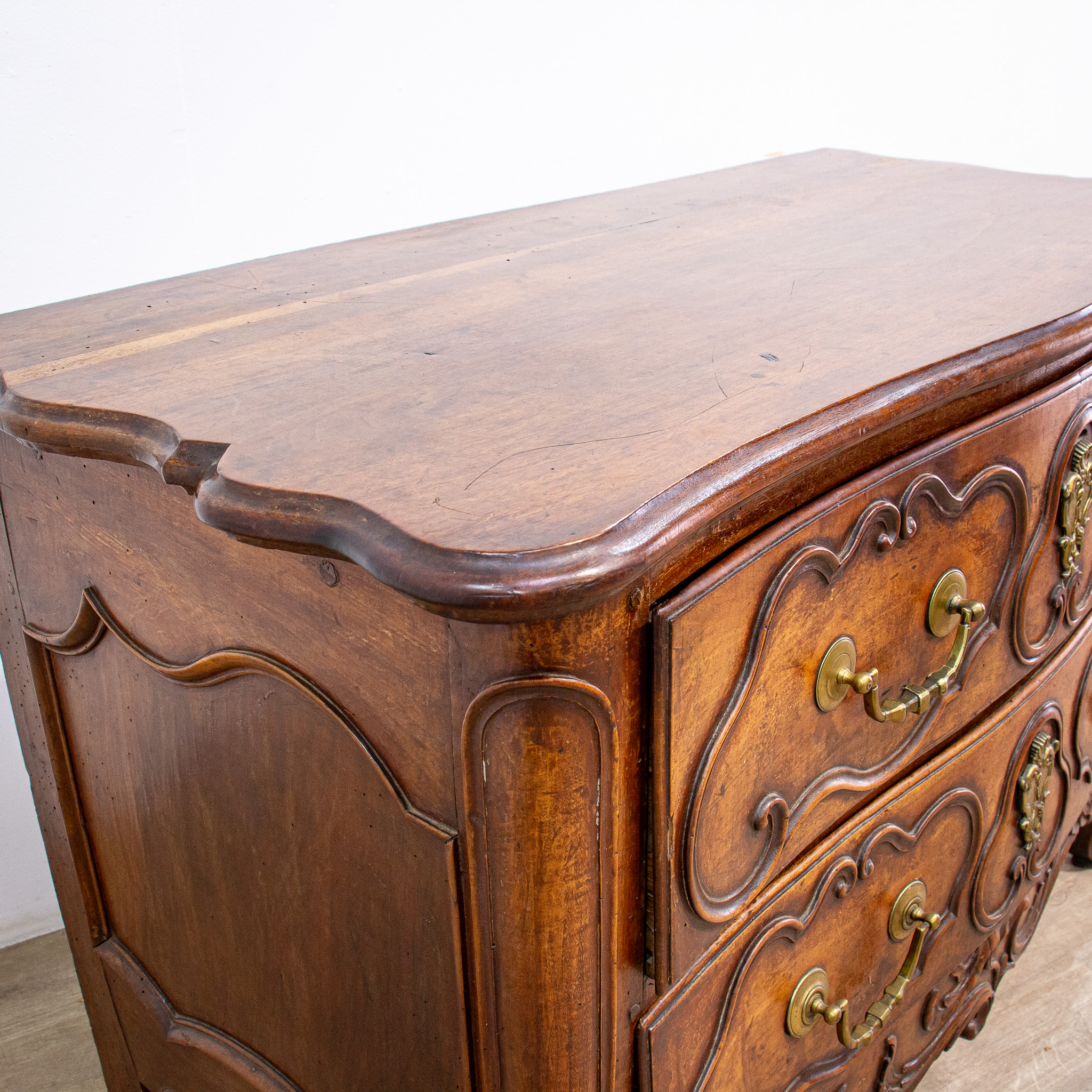 Louis XV French Walnut Provincial Commode