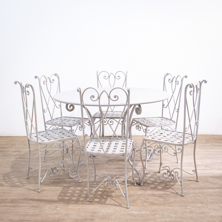 Iron Circular Garden Table with 6 Chairs