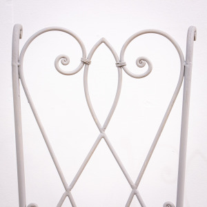 Iron Circular Garden Table with 6 Chairs