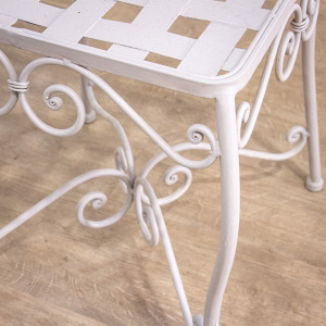 Iron Circular Garden Table with 6 Chairs