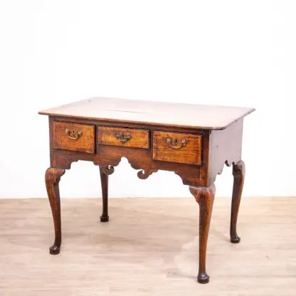 Georgian Oak Lowboy with Original Handles - Image 7