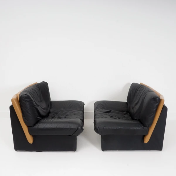 Pair of Slipper Chairs by Nicoletti Salotti, 1980