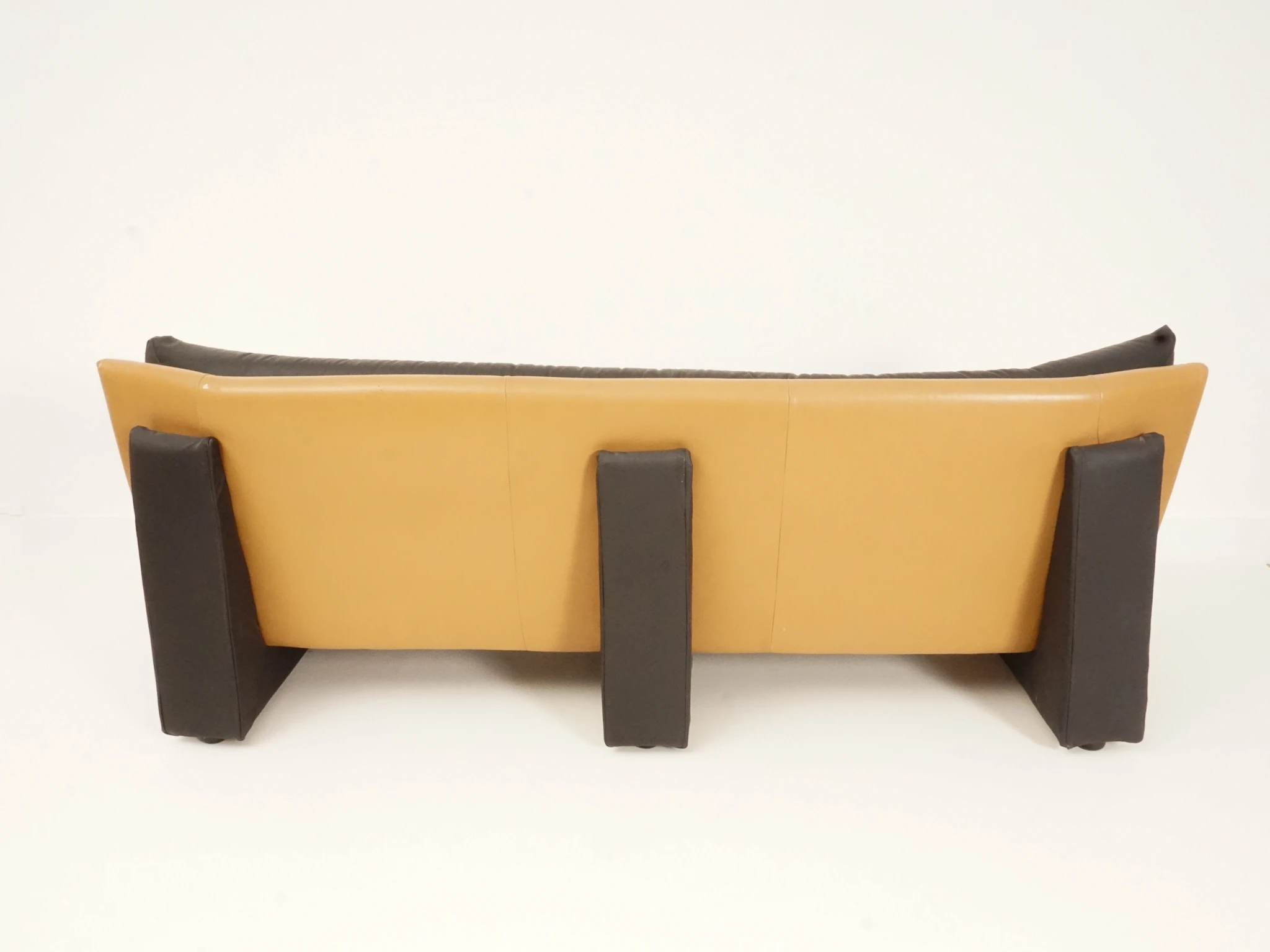 Three-Seater Sofa by Nicoletti Salotti, 1980