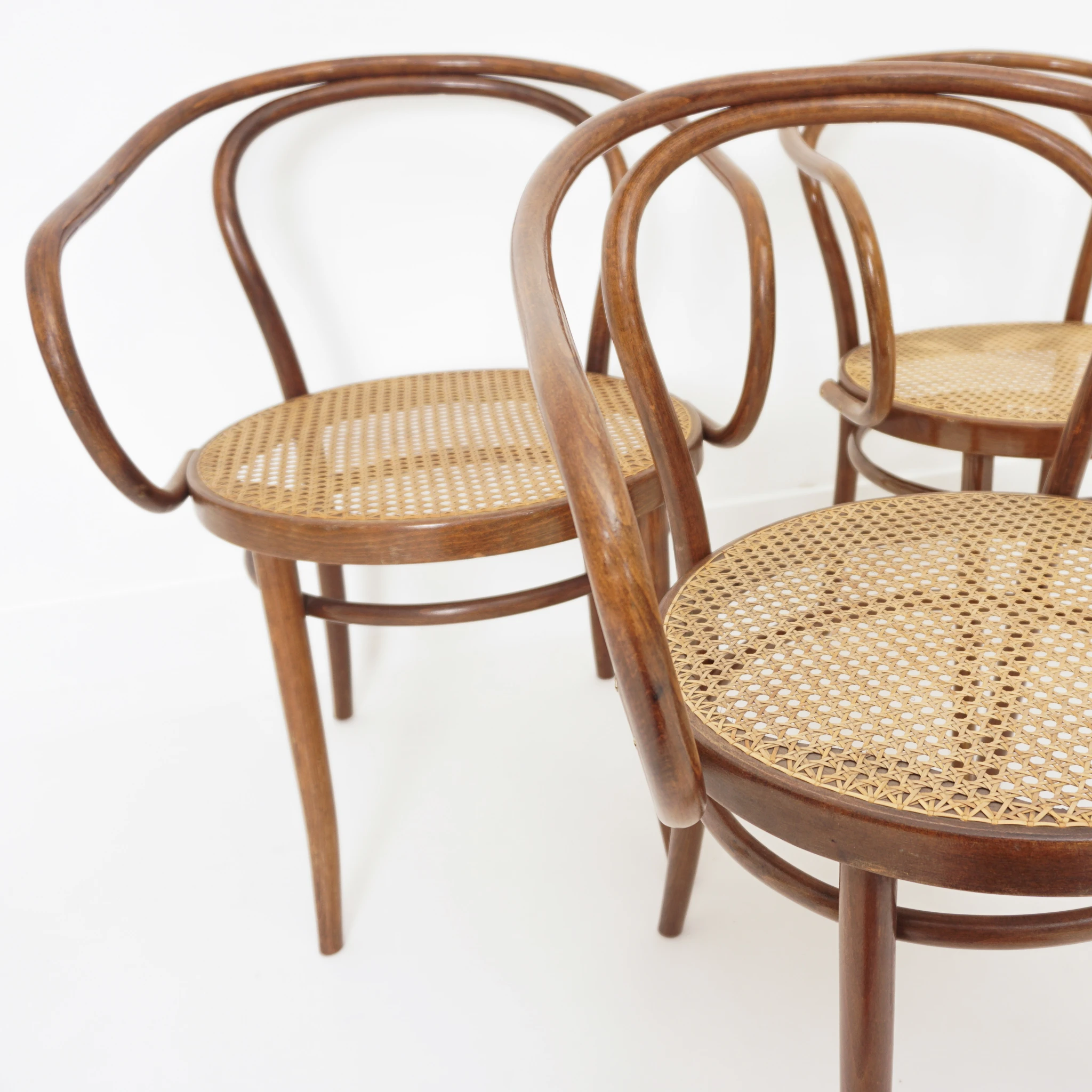 ‘209’ Set of four Chair Ligna Drevounia