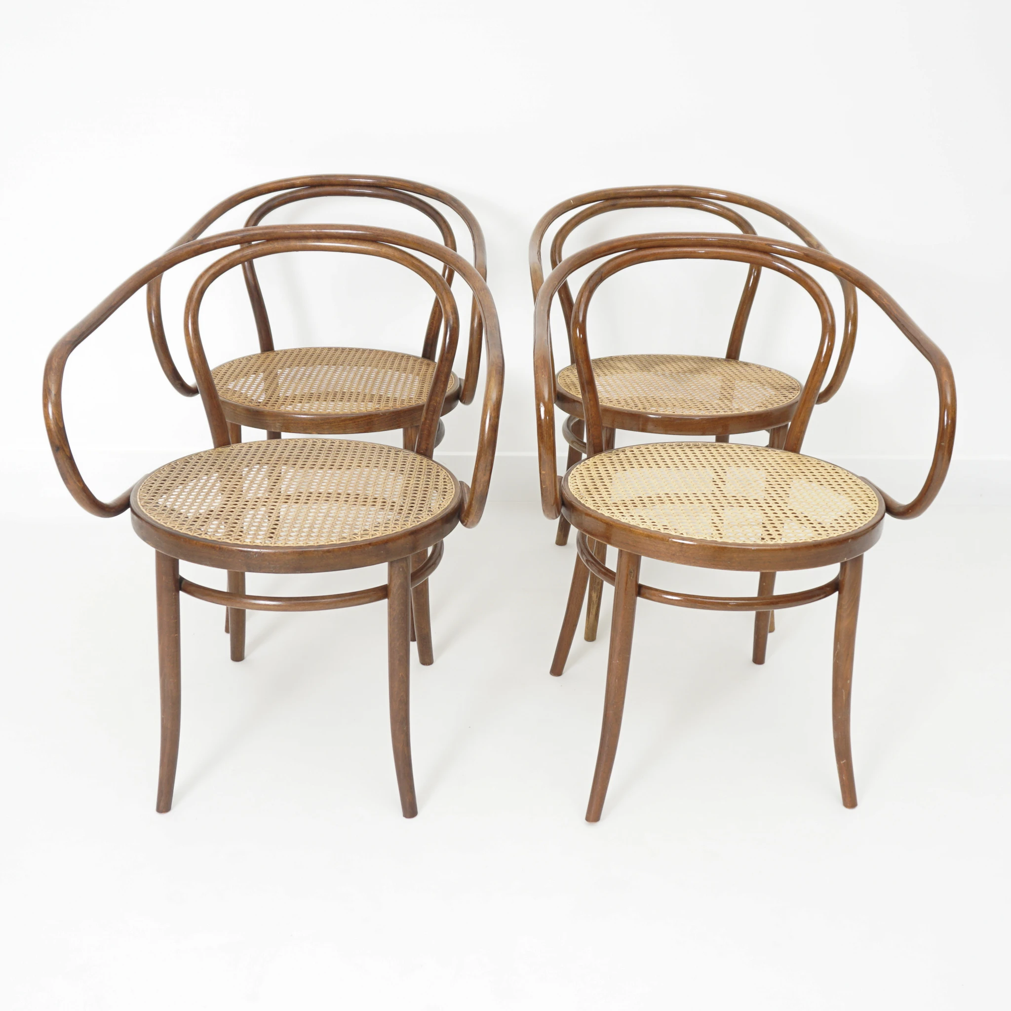 ‘209’ Set of four Chair Ligna Drevounia