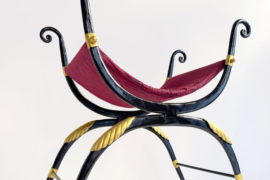 Anonymous Stool, Traditional
