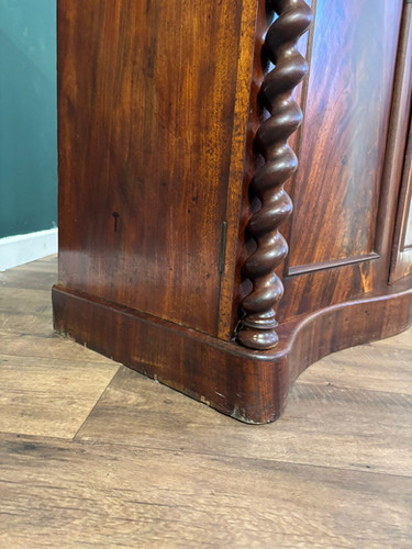 Antique Mahogany Chiffonier