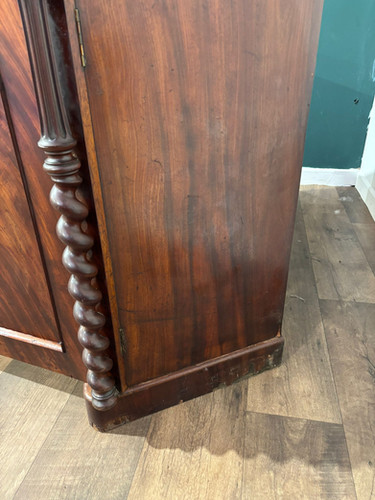 Antique Mahogany Chiffonier