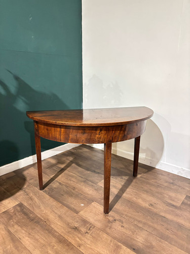 Antique Mahogany D End Table