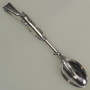 A scarce antique solid silver novelty rifle Militaria Boer War Spoon 19g C.1899