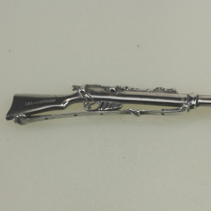 A scarce antique solid silver novelty rifle Militaria Boer War Spoon 19g C.1899