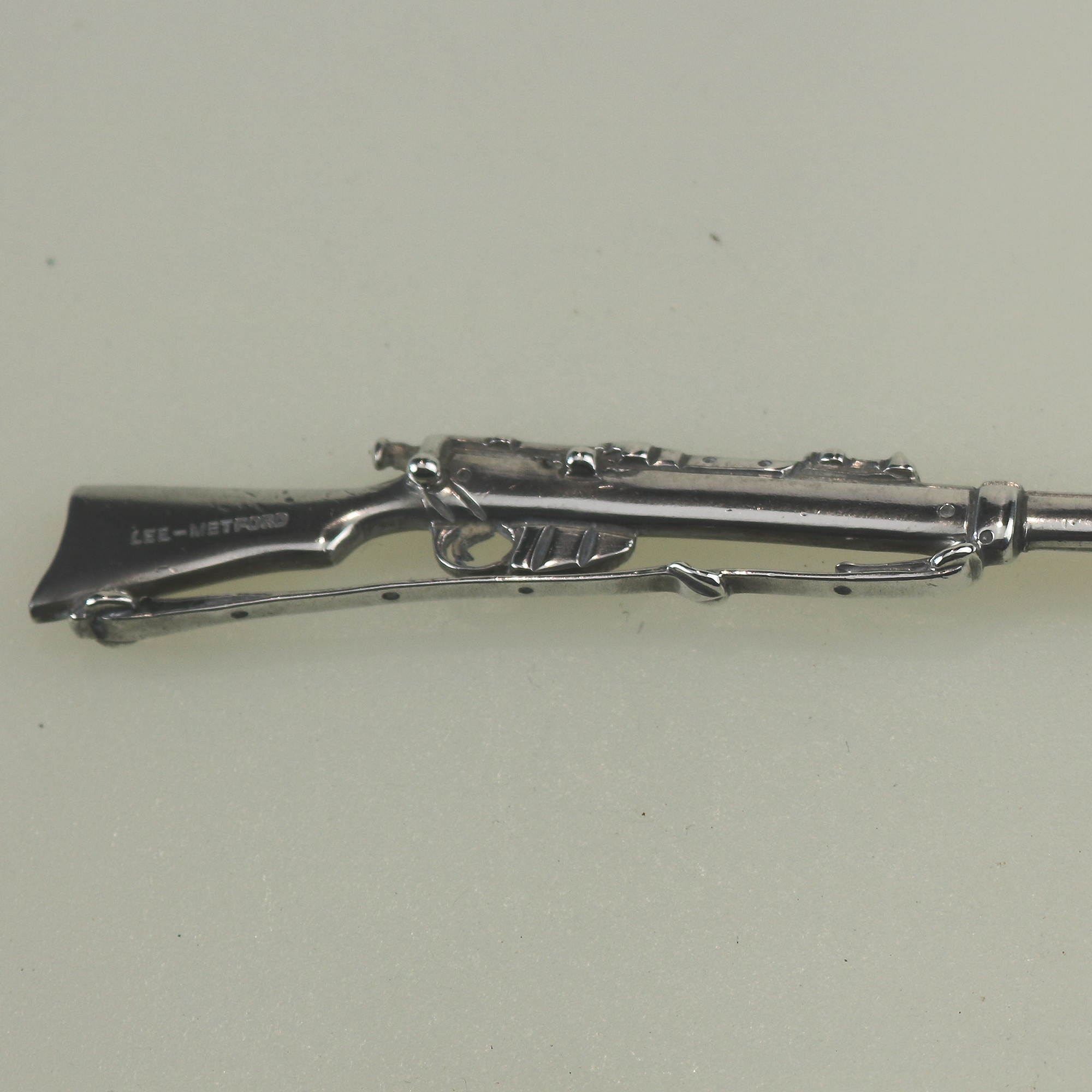 A scarce antique solid silver novelty rifle Militaria Boer War Spoon 19g C.1899