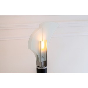Carla Venosta – Mezzo Alfiere Table Lamp