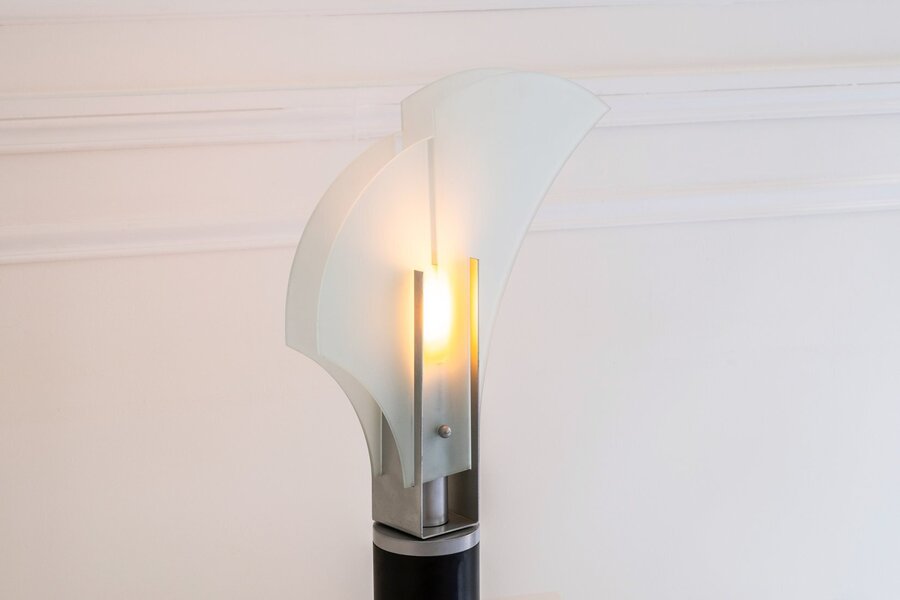 Carla Venosta – Mezzo Alfiere Table Lamp