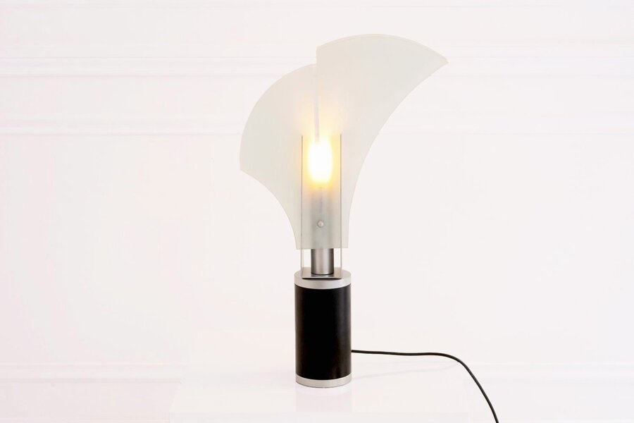 Carla Venosta – Mezzo Alfiere Table Lamp