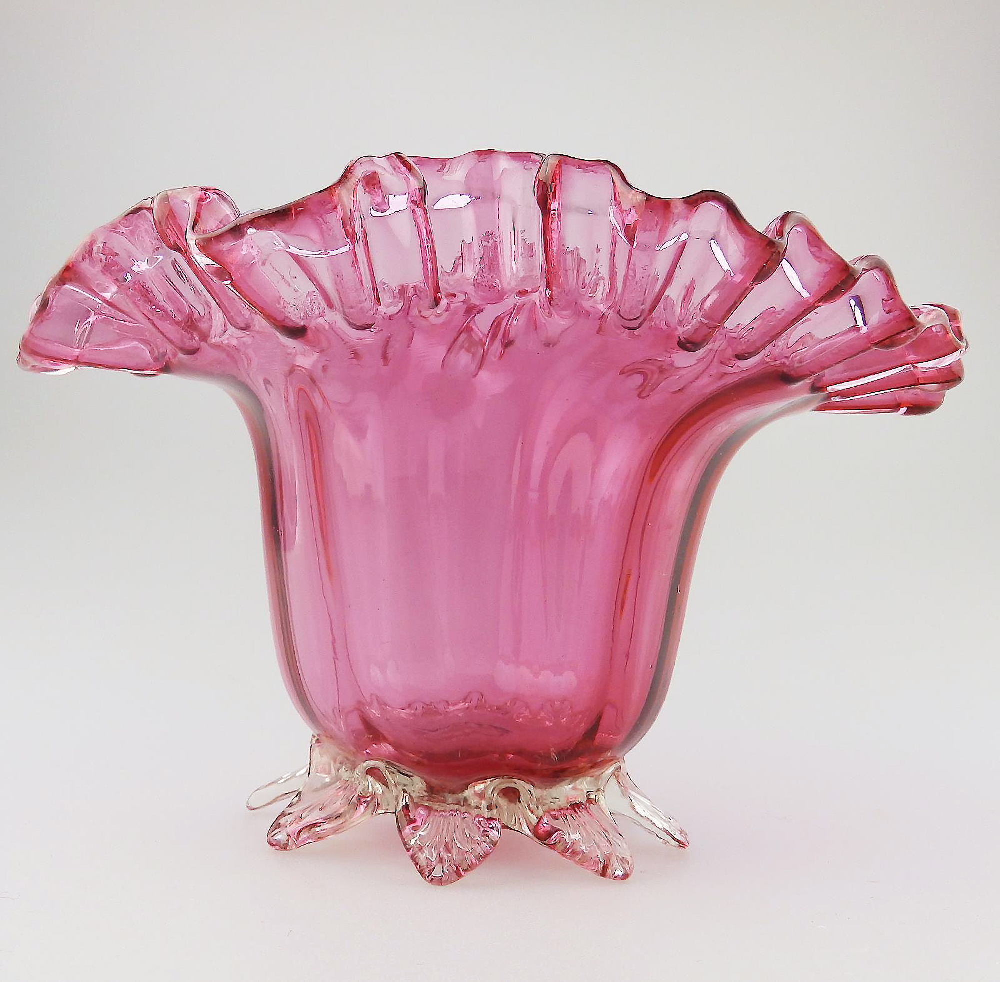 A very pretty antique Victorian cranberry art glass Bowl 18.5cm width C.19thC