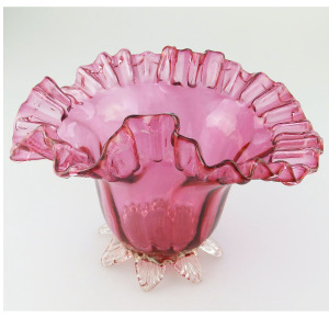A very pretty antique Victorian cranberry art glass Bowl 18.5cm width C.19thC