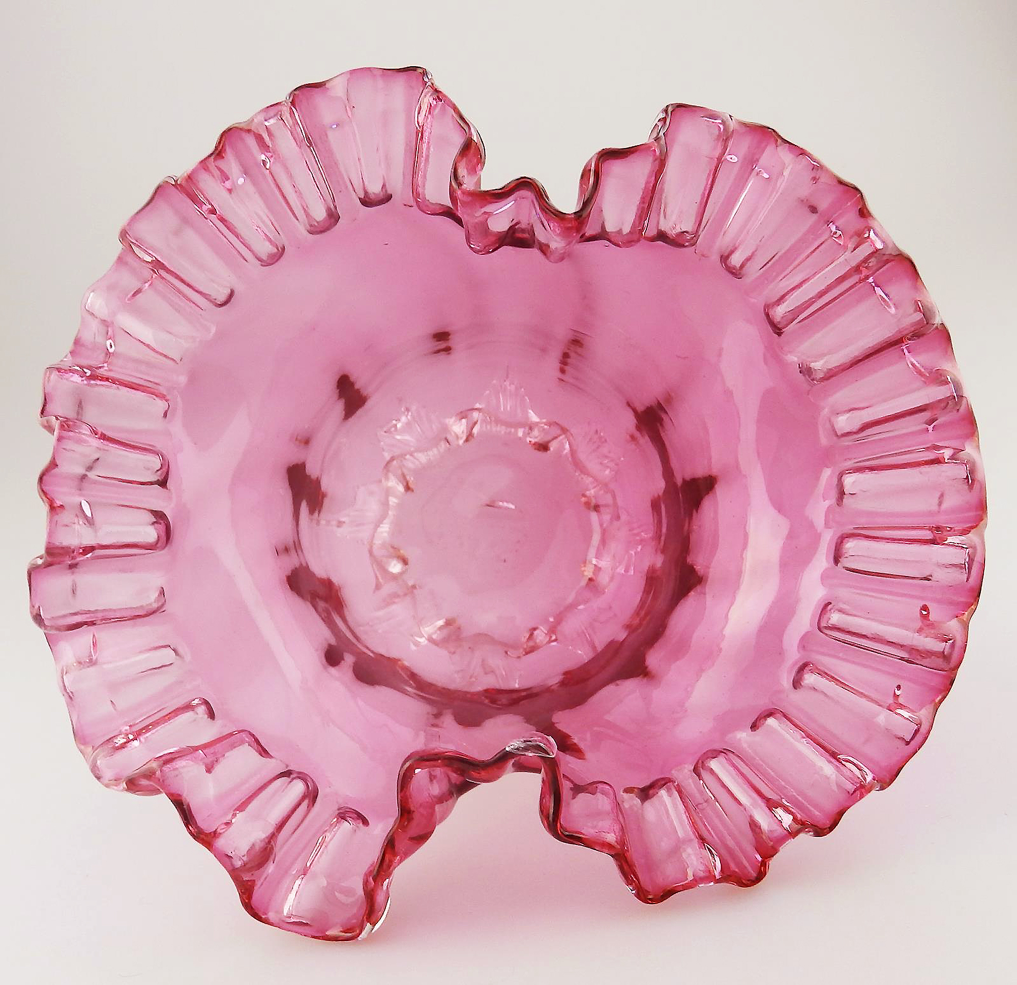 A very pretty antique Victorian cranberry art glass Bowl 18.5cm width C.19thC