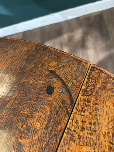 Early Georgian Oak Drop Leaf Gateleg Table