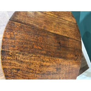 Early Georgian Oak Drop Leaf Gateleg Table