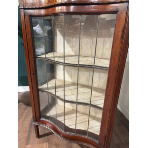 Edwardian Mahogany Serpentine Fronted Display Cabinet