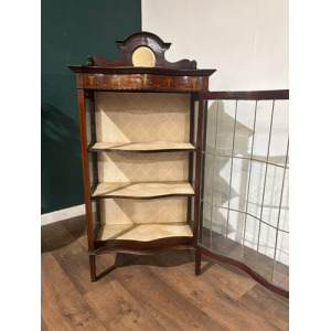 Edwardian Mahogany Serpentine Fronted Display Cabinet