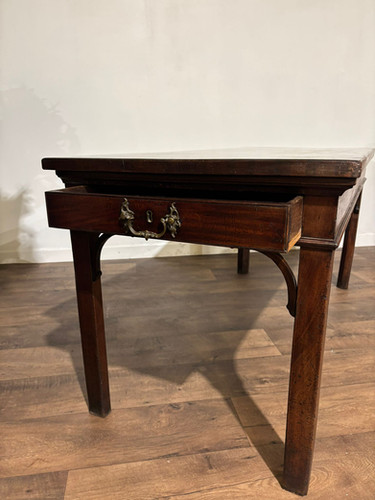 Edwardian Mahogany Table With Drawers