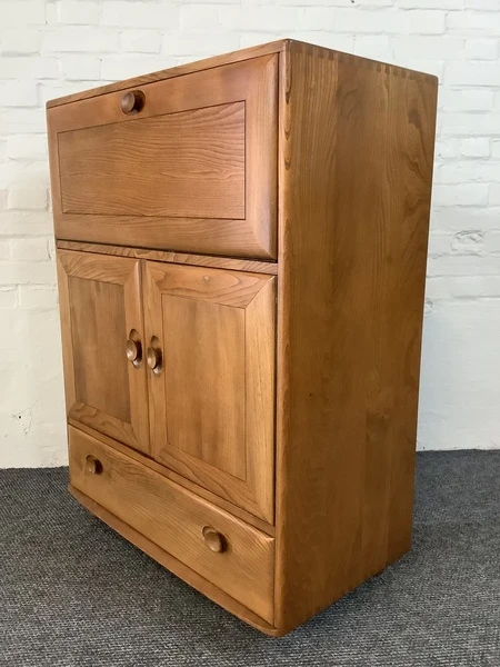 Ercol Windsor 469 Serving Cabinet/Bureau In Natural Elm.