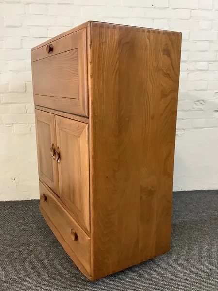Ercol Windsor 469 Serving Cabinet/Bureau In Natural Elm.