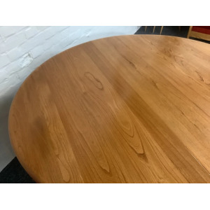 Ercol Windsor 610 Gate Leg Dining Table In Light Finish.