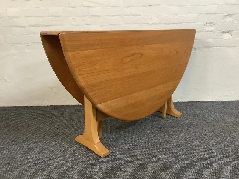 Ercol Windsor 610 Gate Leg Dining Table In Light Finish.