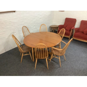 Ercol Windsor 610 Gate Leg Dining Table In Light Finish.